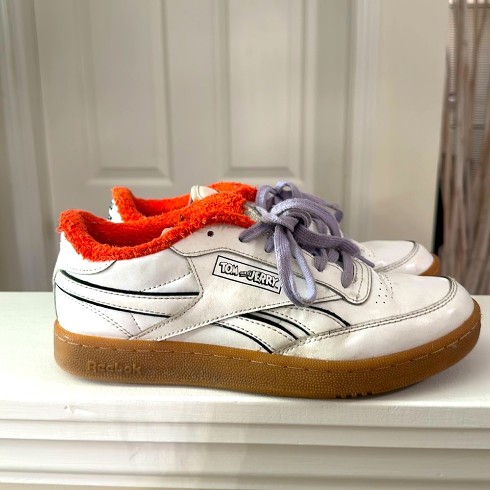 Reebok Tom and Jerry Collab Droopy Classic Sneaker